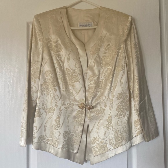 π¨π¦ MADE IN CANADA π 2 piece Mother of the Bride Suit βοΈ Expressions by Mr. Suli - Picture 3 of 12